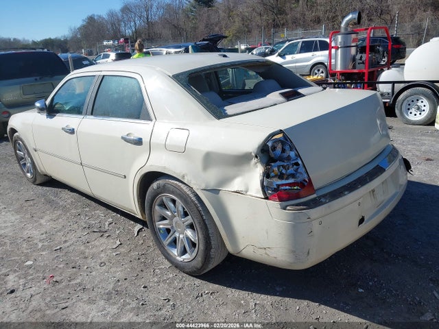 Продажа на аукционе авто 2006 Chrysler 300c, vin: 2C3LA63H16H306275, номер лота: 44423966