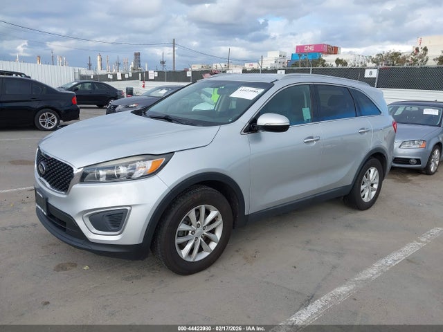 5XYPG4A39HG213786 KIA Sorento 2.4l Lx
