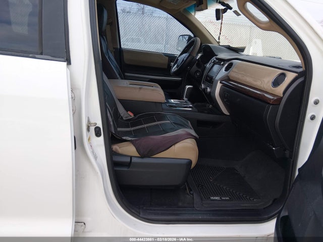 5TFFW5F10GX196139 Toyota Tundra Limited 5.7l V8
