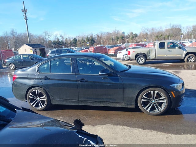 2018 Bmw 330i Xdrive მანქანა იყიდება აუქციონზე, vin: WBA8D9C53JEM31713, აუქციონის ნომერი: 44424007