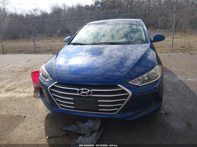 5NPD84LF7JH303721 Hyundai ELANTRA SEL