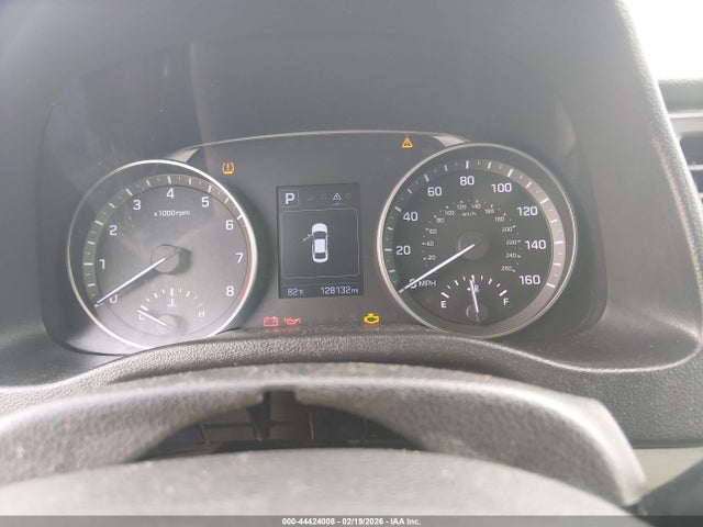 5NPD84LF7JH303721 Hyundai ELANTRA SEL