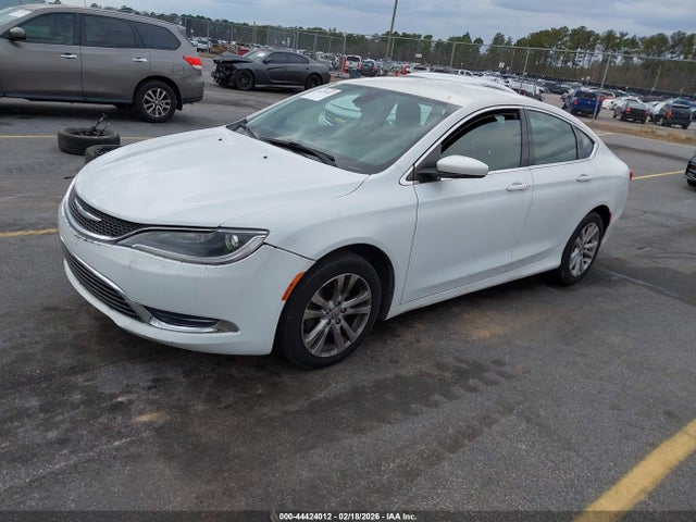 44424012 :رقم المزاد ، 1C3CCCAB1FN716797 vin ، 2015 Chrysler 200 Limited مزاد بيع