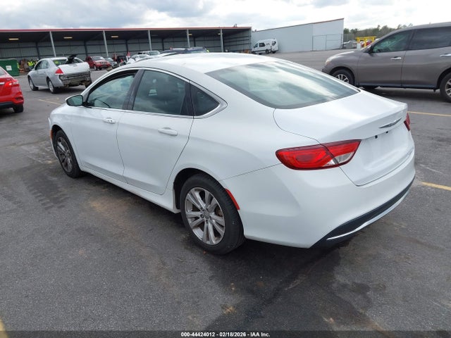 44424012 :رقم المزاد ، 1C3CCCAB1FN716797 vin ، 2015 Chrysler 200 Limited مزاد بيع