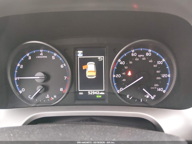 JTMRFREV1JJ225280 Toyota Rav4 Xle