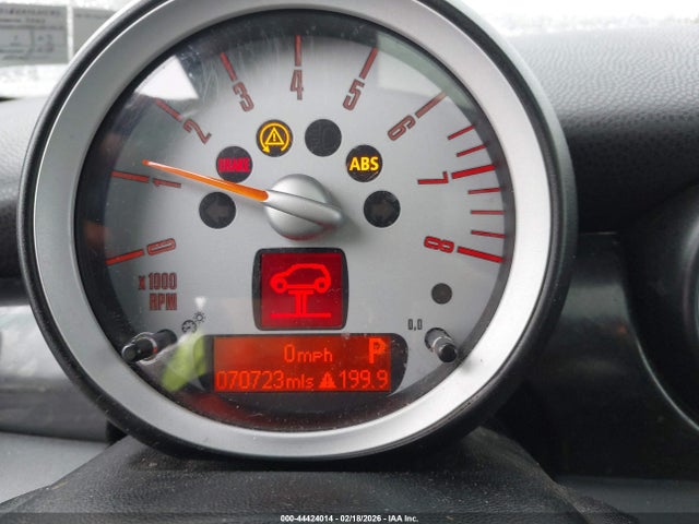 2010 MINI COOPER WMWMF3C55ATZ25587 Photo 6