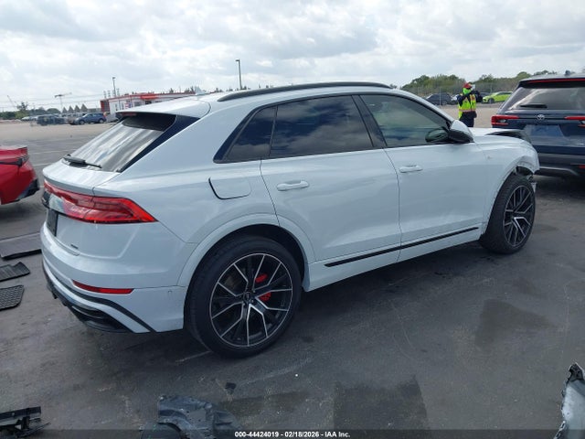 2021 AUDI Q8 WA1EVAF16MD020212 Photo 3