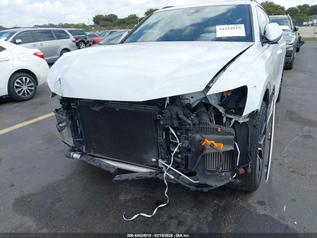 2021 AUDI Q8 WA1EVAF16MD020212 Photo 5