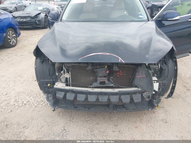 44424034 :رقم المزاد ، 3PCAJ5M16KF136736 vin ، 2019 Infiniti Qx50 Luxe مزاد بيع