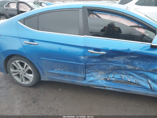 KMHD84LF1HU139359 Hyundai Elantra Limited