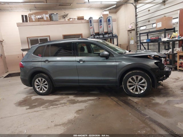 3VV0B7AX6JM016055 Volkswagen Tiguan 2.0t S