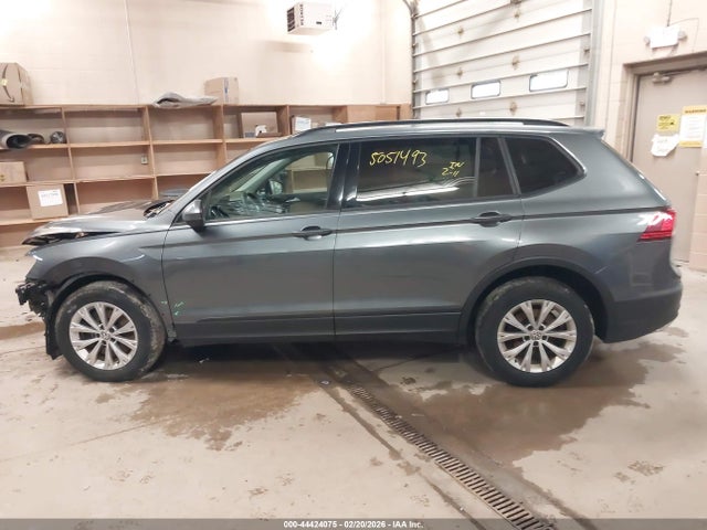 3VV0B7AX6JM016055 Volkswagen Tiguan 2.0t S