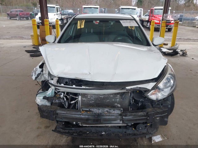 Hyundai ACCENT SE 2016 KMHCT5AE4GU241067 Image 12
