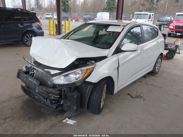 Hyundai ACCENT SE 2016 KMHCT5AE4GU241067 Image 2