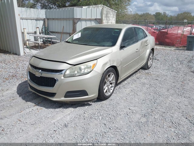 Chevrolet MALIBU 1LT 2015 1G11C5SL3FF258687 Image 2