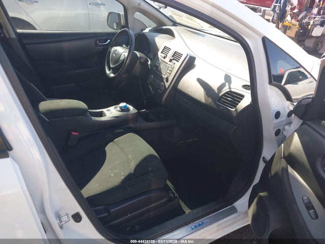 2015 NISSAN LEAF 1N4AZ0CPXFC315372 Photo 4