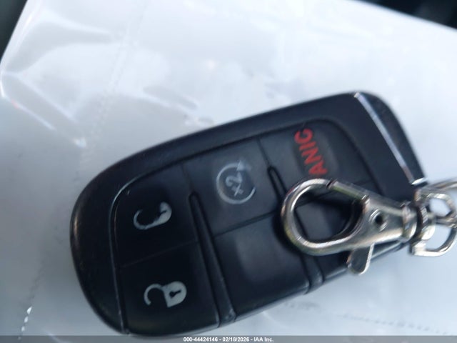 44424146 :رقم المزاد ، ZACNJCAB7MPM42744 vin ، 2021 Jeep Renegade Jeepster Fwd مزاد بيع