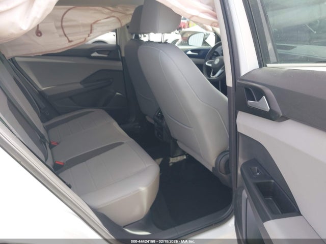 Продажа на аукционе авто 2023 Volkswagen Taos 1.5t Se, vin: 3VVSX7B29PM335651, номер лота: 44424158