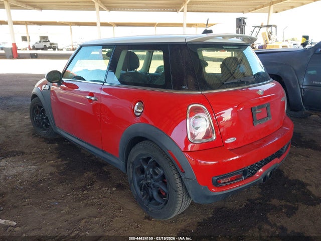 2012 MINI COOPER S WMWSV3C51CTY26942 Photo 2
