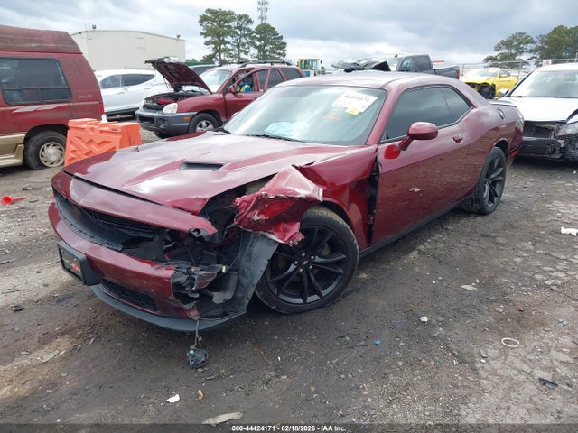 44424171 :رقم المزاد ، 2C3CDZAG0JH132789 vin ، 2018 Dodge Challenger Sxt مزاد بيع
