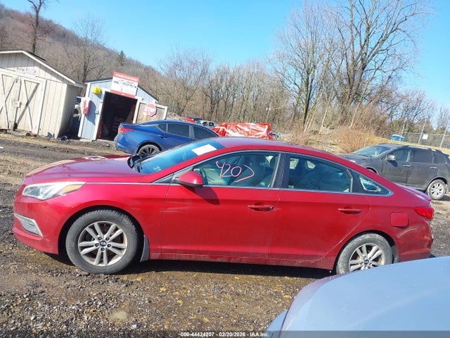 Продажа на аукционе авто 2015 Hyundai Sonata Se, vin: 5NPE24AF2FH170236, номер лота: 44424207