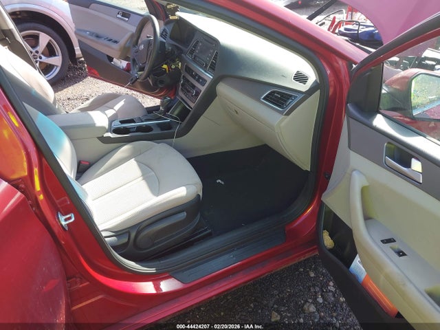 Продажа на аукционе авто 2015 Hyundai Sonata Se, vin: 5NPE24AF2FH170236, номер лота: 44424207