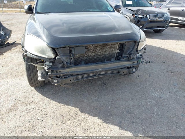 2015 VOLVO XC60 YV440MDM8F2741237 Photo 5