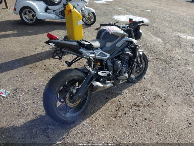 2024 TRIUMPH MOTORCYCLE STREET TRIPLE SMTA614K7RTBP2403 Photo 3