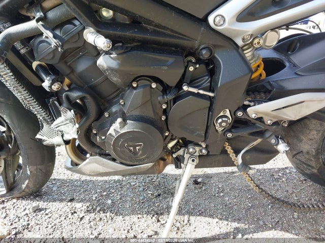 2024 TRIUMPH MOTORCYCLE STREET TRIPLE SMTA614K7RTBP2403 Photo 8