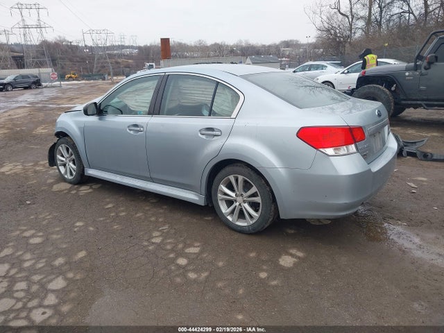 Subaru Legacy 2.5i 2014 4S3BMCA63E3020282 Image 3