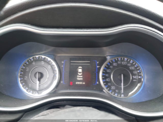 Aukcja sprzedaży 2015 Chrysler 200 Limited, vin: 1C3CCCAB5FN744795, numer aukcji: 44424336