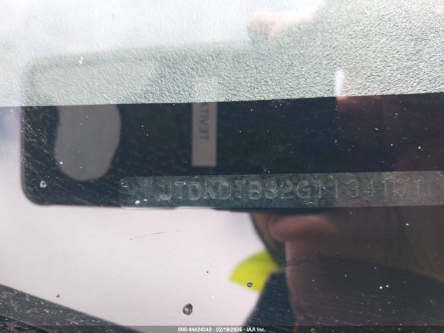 Toyota Prius C One 2016 JTDKDTB32G1134101 Image 9