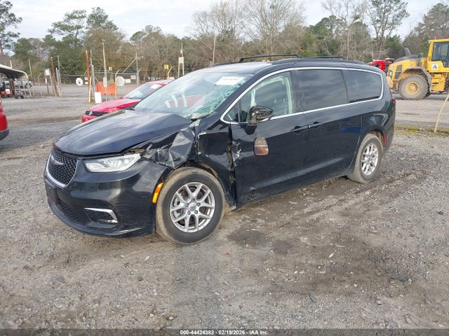Продажа на аукционе авто 2022 Chrysler Pacifica Touring L, vin: 2C4RC1BG2NR198284, номер лота: 44424382