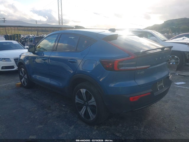 2023 VOLVO C40 RECHARGE PURE ELECTRIC YV4ED3GL6P2065331 Photo 2