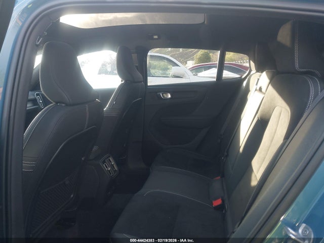 2023 VOLVO C40 RECHARGE PURE ELECTRIC YV4ED3GL6P2065331 Photo 7