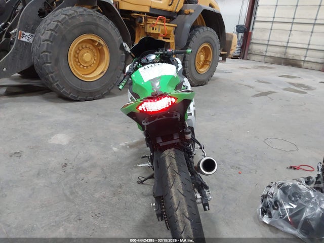Kawasaki Ex300 B 2015 JKAEX8B16FDA21360 Image 6