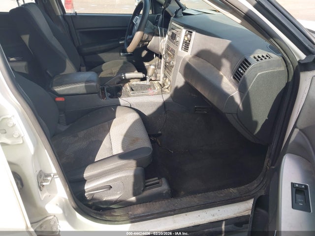 2009 JEEP GRAND CHEROKEE 1J8GR48K19C516163 Photo 4