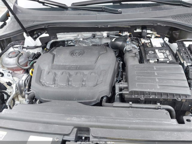 44424444 :رقم المزاد ، 3VV8B7AX4RM062904 vin ، 2024 Volkswagen Tiguan 2.0t Se R-line Black مزاد بيع