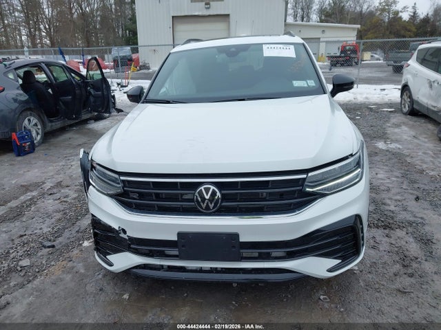 44424444 :رقم المزاد ، 3VV8B7AX4RM062904 vin ، 2024 Volkswagen Tiguan 2.0t Se R-line Black مزاد بيع
