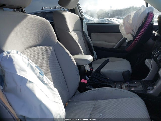 Subaru Forester 2.5i Premium 2015 JF2SJADC2FH496351 Image 5