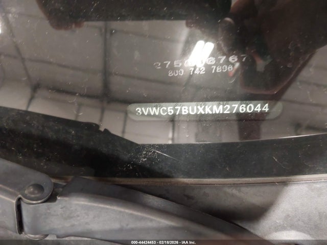 Продаж на аукціоні авто 2019 Volkswagen Jetta 1.4t R-line/1.4t S/1.4t Se, vin: 3VWC57BUXKM276044, номер лоту: 44424453