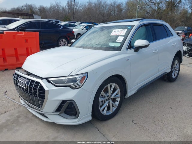 2023 AUDI Q3 WA1DECF3XP1121963 Photo 1