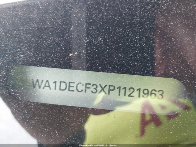 2023 AUDI Q3 WA1DECF3XP1121963 Photo 8