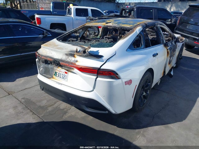 2024 TOYOTA MIRAI JTDAAAAA4RA011606 Photo 3