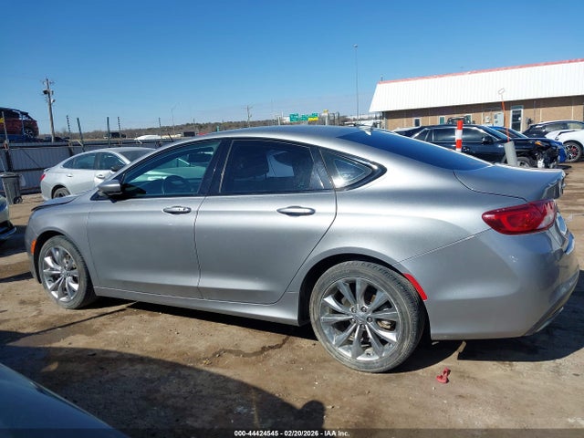 Продажа на аукционе авто 2016 Chrysler 200 S, vin: 1C3CCCBB6GN116602, номер лота: 44424545