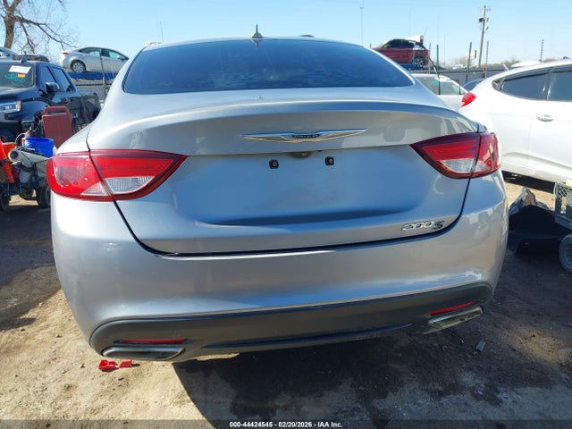 Продажа на аукционе авто 2016 Chrysler 200 S, vin: 1C3CCCBB6GN116602, номер лота: 44424545