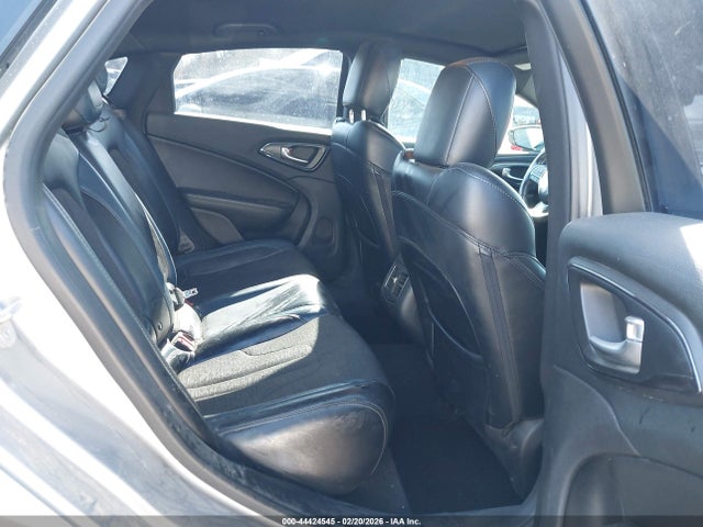 Продажа на аукционе авто 2016 Chrysler 200 S, vin: 1C3CCCBB6GN116602, номер лота: 44424545