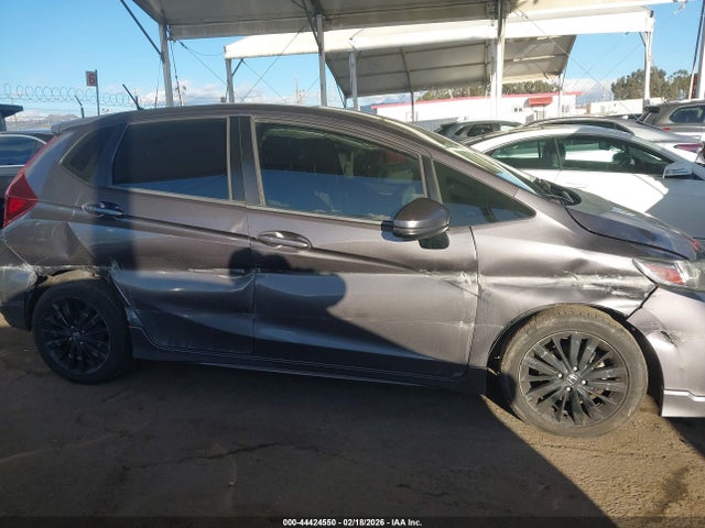 3HGGK5H68JM713212 Honda Fit Sport