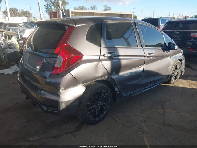 3HGGK5H68JM713212 Honda Fit Sport