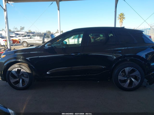Продаж на аукціоні авто 2025 Audi Q6 E-tron Premium Quattro, vin: WA114BGF5SA020167, номер лоту: 44424552